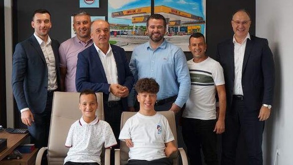 Stipendije za Ismaila Barlova i Ismaila Zulfića, podrška uručena i treneru